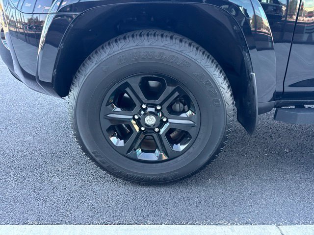 Used 2024 Toyota 4Runner SR5 Premium w/ Moonroof Package AWD/4WD image 8