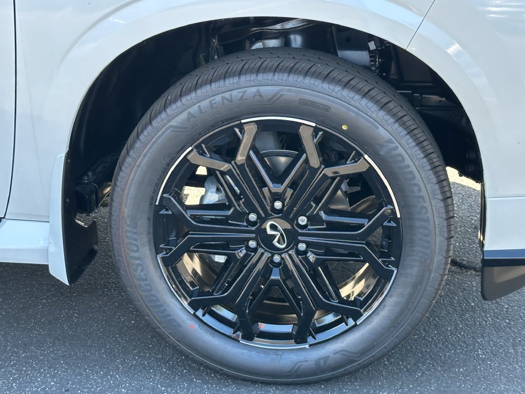 New 2027 INFINITI QX80 Sensory w/ Sport Exterior Package AWD/4WD image 12