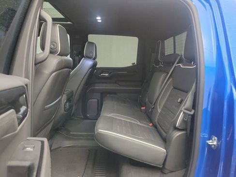 Used 2022 GMC Sierra 1500 AT4X image 10