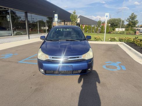 Used 2008 Ford Focus SES FWD image 2