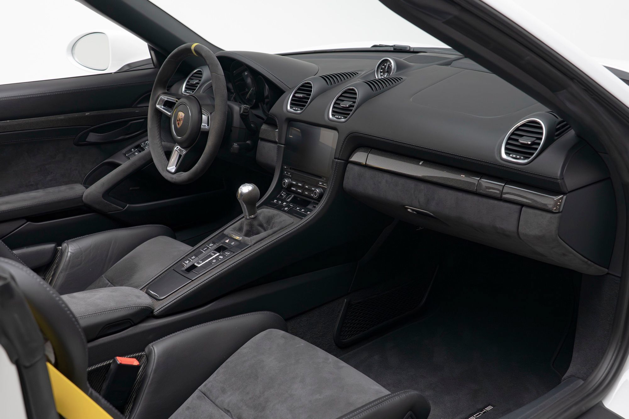 Used 2020 Porsche 718 Boxster Spyder RWD image 42