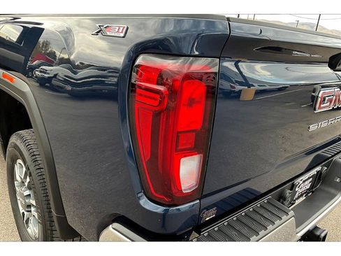 Used 2022 GMC Sierra 3500 SLE w/ SLE Convenience Package image 24