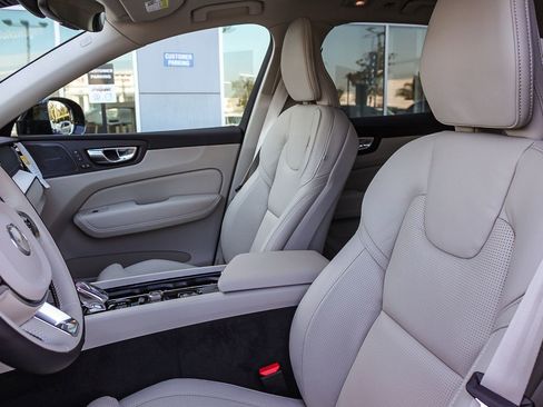 New 2026 Volvo XC60 B5 Ultra w/ Climate Package PRO image 20