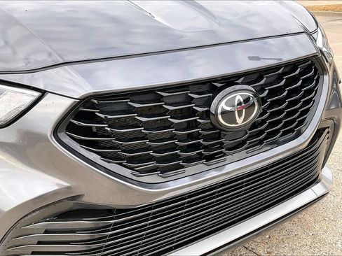 Used 2023 Toyota Highlander XSE image 30