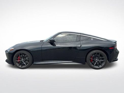 Used 2024 Nissan Z Performance w/ Floor Mat Package RWD image 2