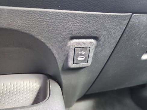 Used 2023 Toyota Corolla LE image 32