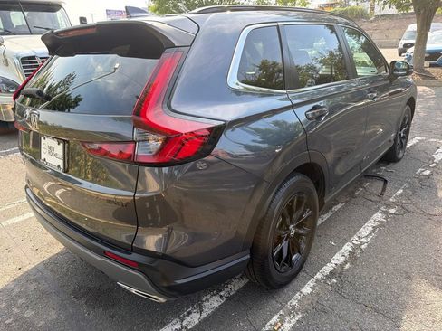 Used 2025 Honda CR-V Sport image 5