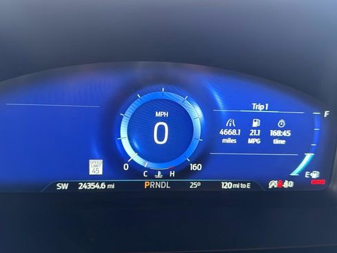 Used 2022 Ford Explorer Platinum w/ Technology Package image 14