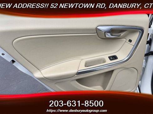 Used 2015 Volvo V60 T5 Premier AWD/4WD image 24