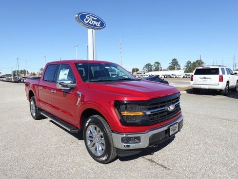 New 2025 Ford F150 XLT w/ Equipment Group 302A MID image 11