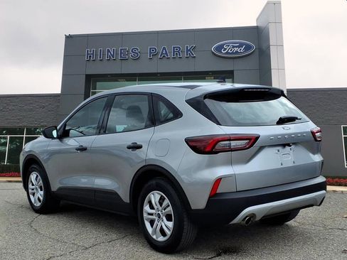 Used 2023 Ford Escape FWD image 4