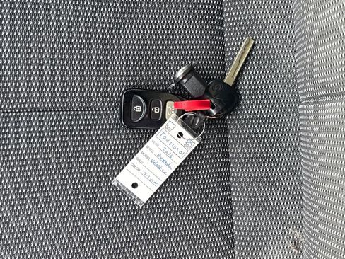 Used 2016 Hyundai Veloster w/ Option Group 02 image 25