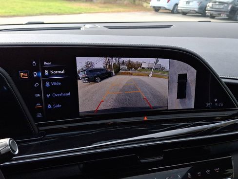 Certified 2024 Cadillac Escalade Sport w/ LPO, ONYX Package image 31