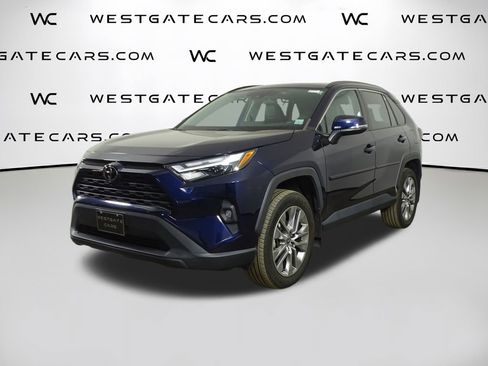 Used 2022 Toyota RAV4 XLE Premium image 1