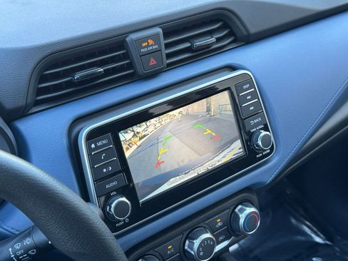 Used 2025 Nissan Versa SV image 23