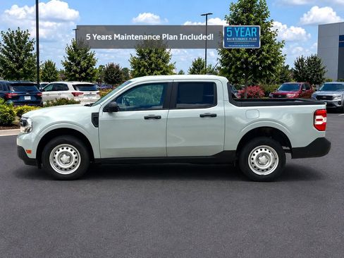 Used 2023 Ford Maverick XL FWD image 2
