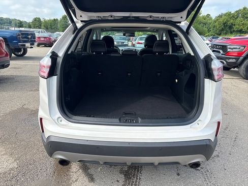 Used 2019 Ford Edge SEL w/ Equipment Group 201A AWD/4WD image 22