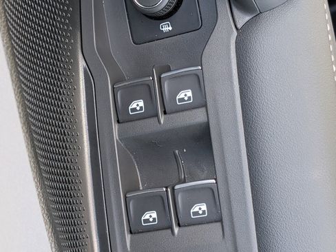 Used 2025 Volkswagen Tiguan SE R-Line AWD/4WD image 19