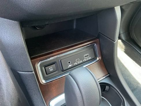 Certified 2024 Subaru Ascent Touring AWD/4WD image 23