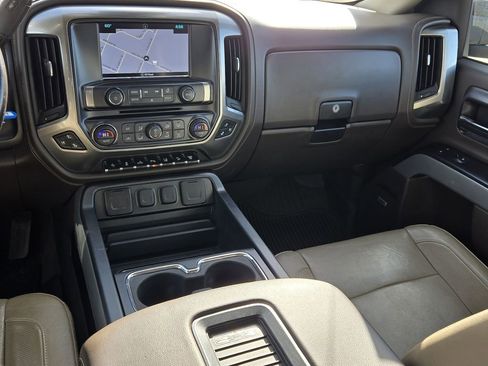 Used 2018 Chevrolet Silverado 2500 LTZ w/ Duramax Plus Package image 36