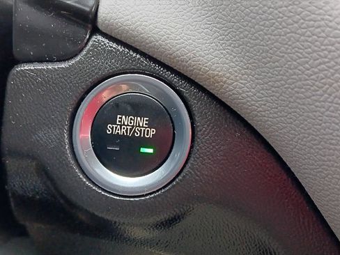 Used 2022 Chevrolet Equinox LT image 12