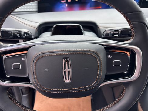 New 2026 Lincoln Navigator Black Label AWD/4WD image 15