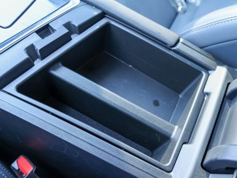 Used 2024 Buick Enclave Premium image 22