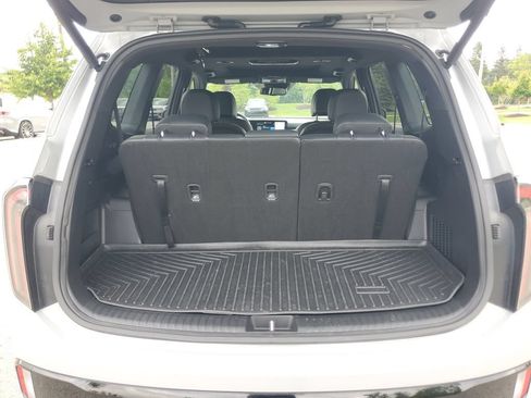 Used 2024 Kia Telluride EX X-Line AWD/4WD image 32