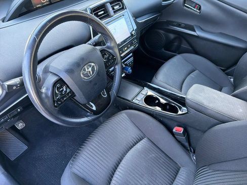 Used 2020 Toyota Prius Prime LE FWD image 9