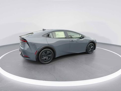 New 2026 Toyota Prius LE image 8