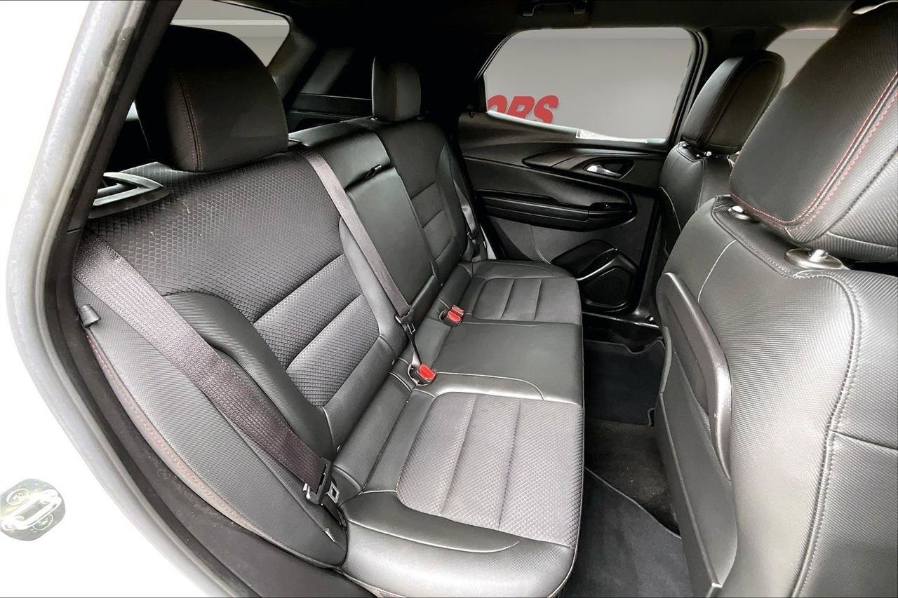 Used 2023 Chevrolet TrailBlazer RS AWD/4WD image 27
