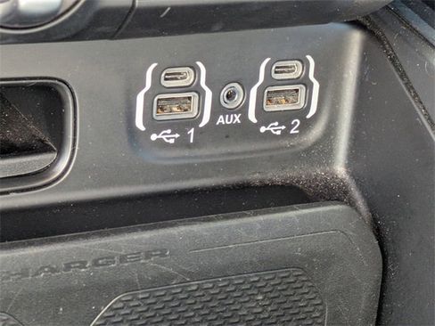 Used 2021 RAM 1500 Laramie image 29