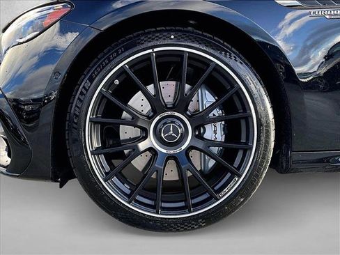New 2026 Mercedes-Benz E 53 AMG e 4MATIC Sedan image 14