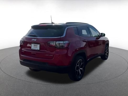 Used 2025 Jeep Compass Limited image 14