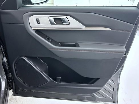 New 2026 Ford Explorer Active image 16