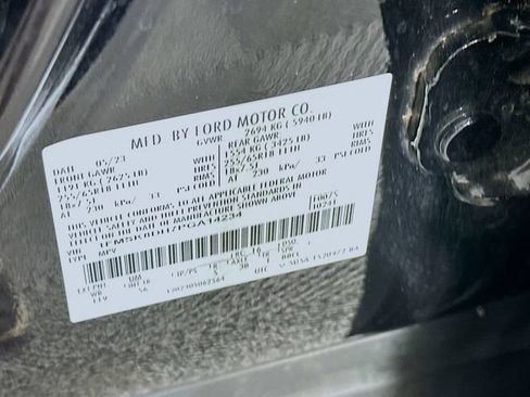 Certified 2023 Ford Explorer XLT w/ Equipment Group 202A AWD/4WD image 38