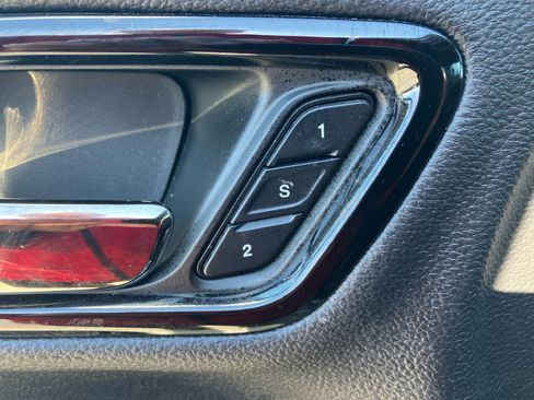 Used 2022 Dodge Durango R/T w/ Tow 'N Go Package image 12