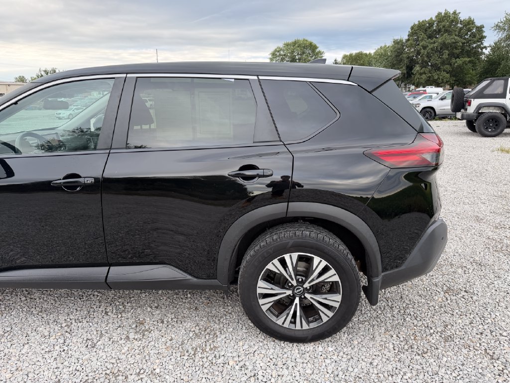 Used 2023 Nissan Rogue SV AWD/4WD image 24