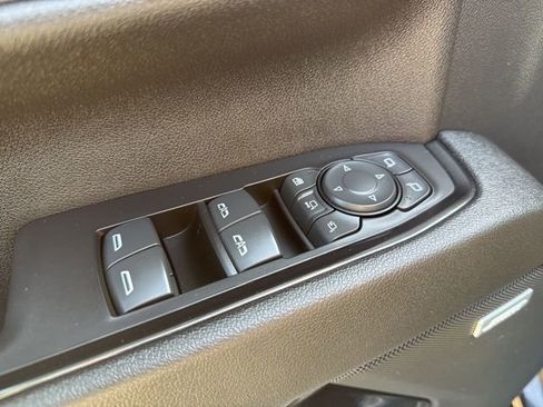 Used 2024 GMC Sierra 2500 AT4 w/ Technology Package image 13