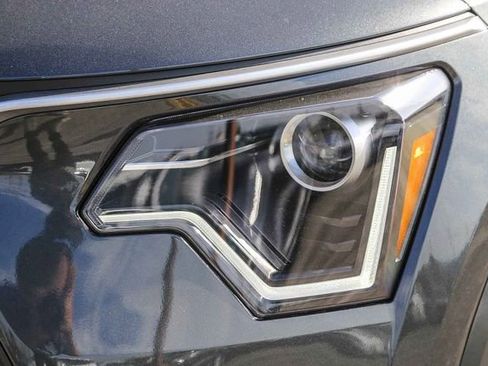 New 2026 Kia Niro LX FWD image 5