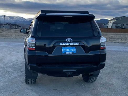 Used 2019 Toyota 4Runner SR5 image 7
