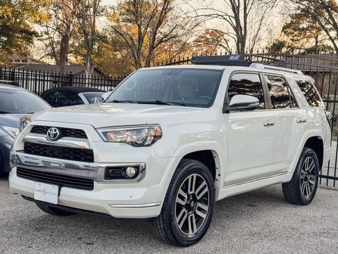 Used 2017 Toyota 4Runner Limited image 4