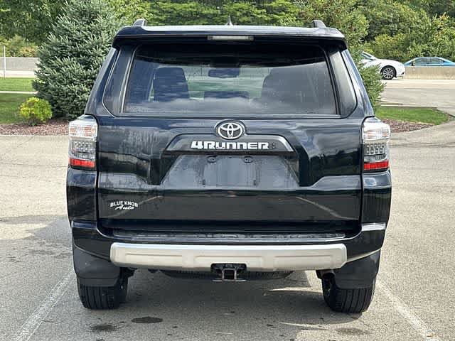 Used 2023 Toyota 4Runner TRD Off-Road Premium w/ Moonroof Package AWD/4WD image 4