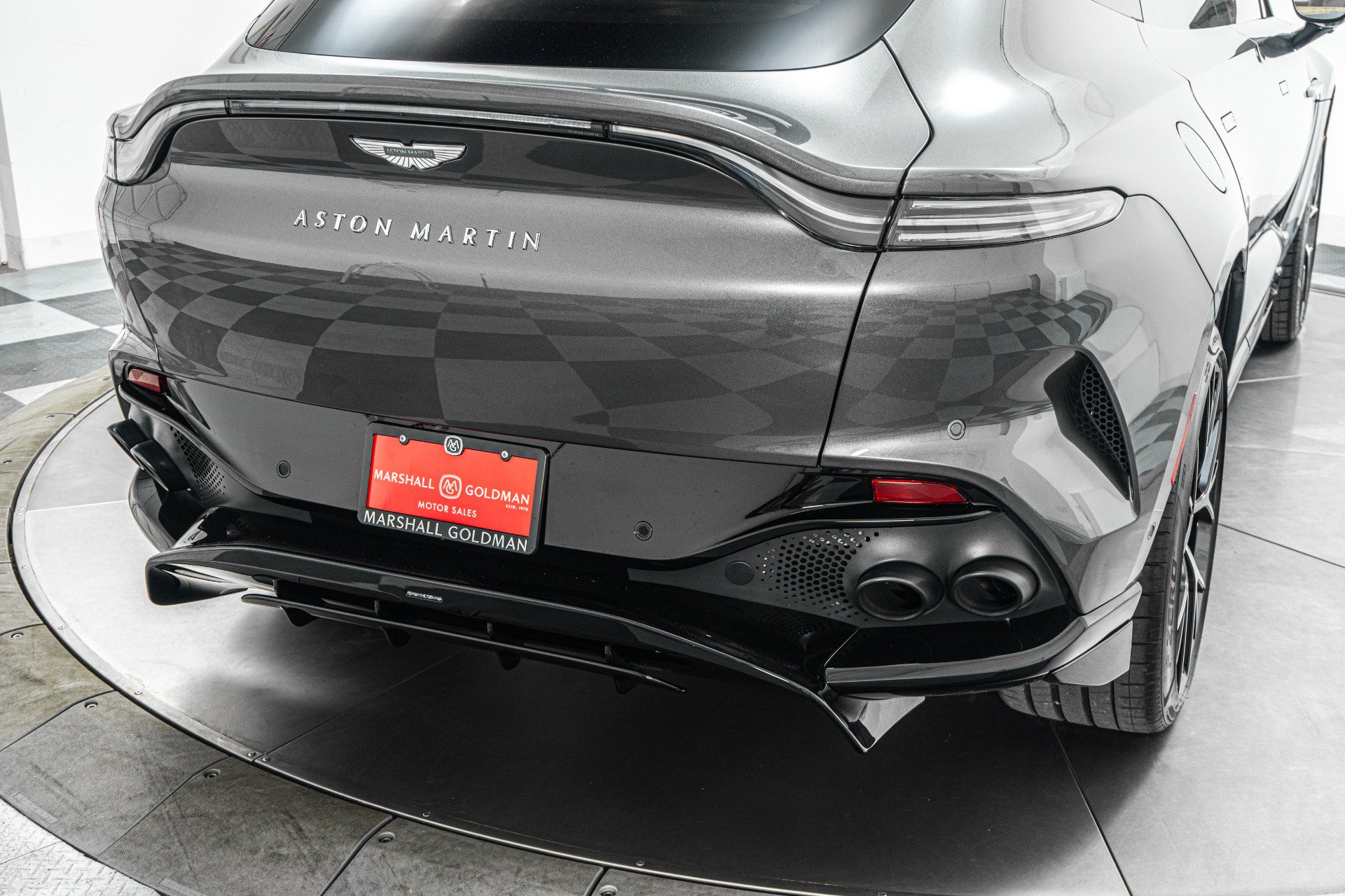 Used 2025 Aston Martin DBX 707 AWD/4WD image 37