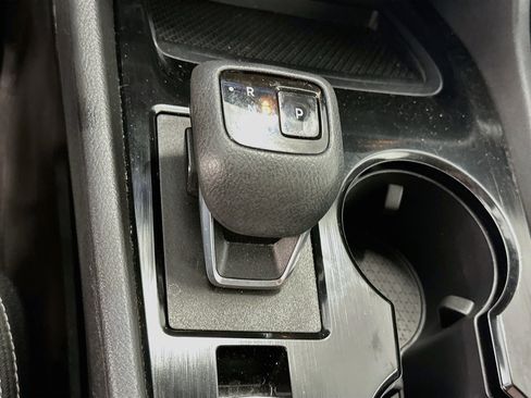 Used 2023 Nissan Rogue SV AWD/4WD image 24