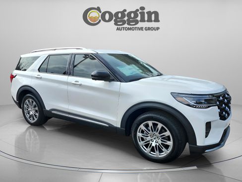 New 2026 Ford Explorer Platinum image 7