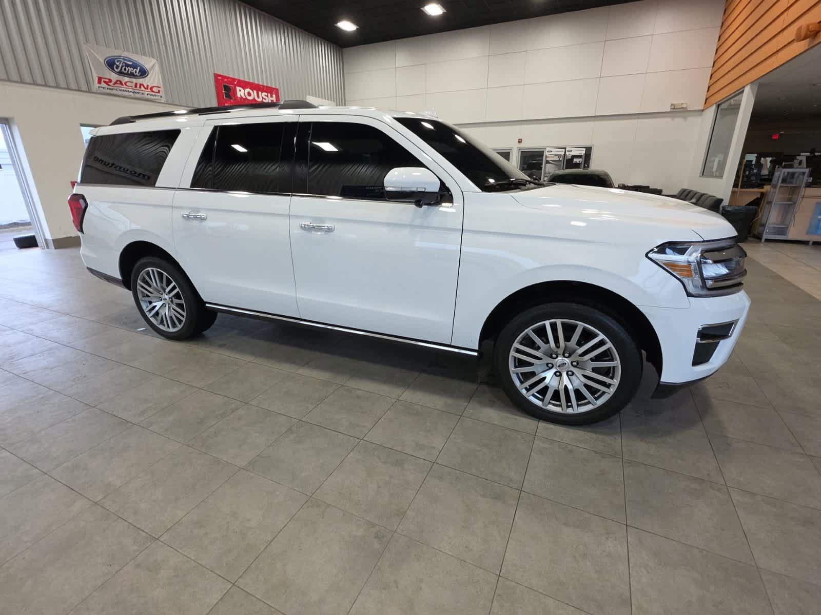 Used 2023 Ford Expedition Max Limited AWD/4WD image 5
