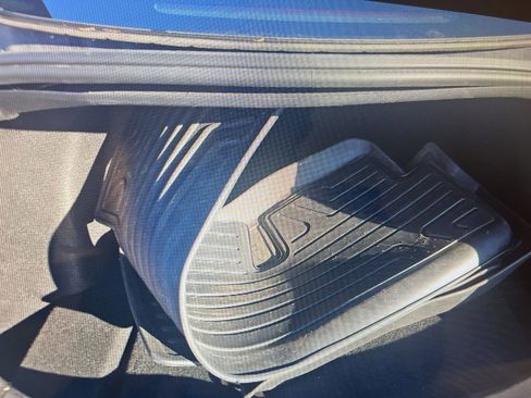 Used 2020 Tesla Model 3 Standard Range image 12