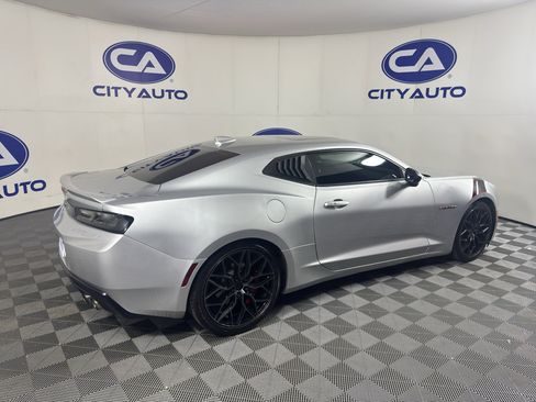 Used 2018 Chevrolet Camaro LT w/ Redline Edition RWD image 3
