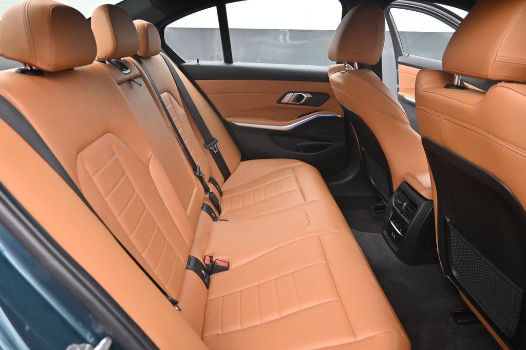 Used 2021 BMW 330i Sedan w/ Premium Package RWD image 25